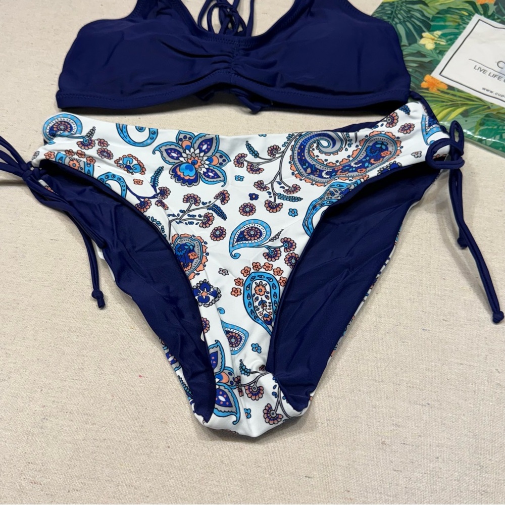 Cupshe Navy and Paisley Bikini Set